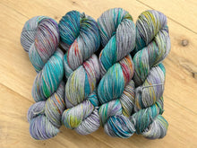 Load image into Gallery viewer, Stardust Natural Merino