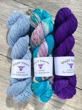Load image into Gallery viewer, Violet - Singles - WeStYarn
