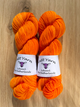 Load image into Gallery viewer, King's Day Deluxe Sock
