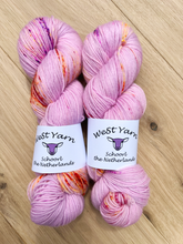 Load image into Gallery viewer, Flaming Lilac Deluxe Sock
