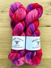 Afbeelding in Gallery-weergave laden, Heart's Desire - Singles - WeStYarn

