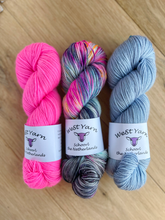 Afbeelding in Gallery-weergave laden, Warp Speed Bioluxe Sock
