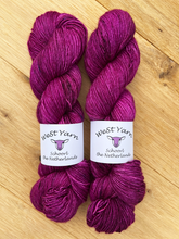 Load image into Gallery viewer, Berry - Singles - WeStYarn
