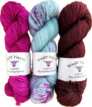 Load image into Gallery viewer, Berry Deluxe Sock
