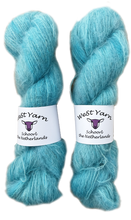Afbeelding in Gallery-weergave laden, Izotz Luxe Suri Silk
