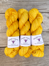 Load image into Gallery viewer, Sunshine Saffron Merlin - WeStYarn
