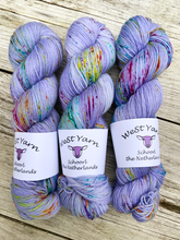 Afbeelding in Gallery-weergave laden, Wake me Up Deluxe Sock - WeStYarn
