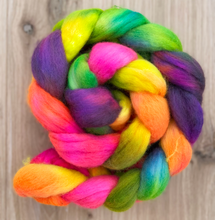 Load image into Gallery viewer, Flying Circus WeStYarn Top
