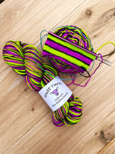 Load image into Gallery viewer, Bold One WeStYarn Pippi Sock
