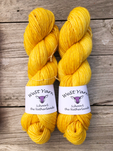 Load image into Gallery viewer, Sunshine Saffron Merlin - WeStYarn
