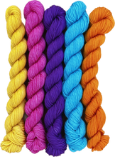 Load image into Gallery viewer, The Sock Essentials #1 Mini Set in Pippi Sock
